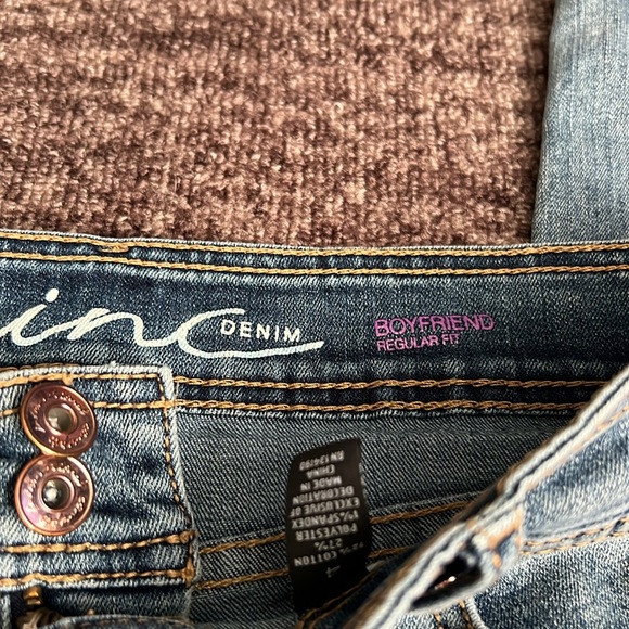 INC Denim Boyfriend Regular Fit Embellished Pocket Size 4 jeans - Picture 6 of 13